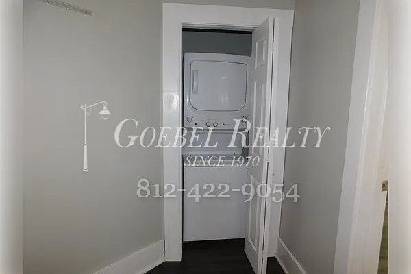 120 SE 1st St #2 — Photo 11