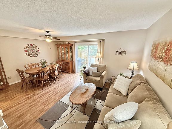 5th image of 920 Edinburgh Rd S #9