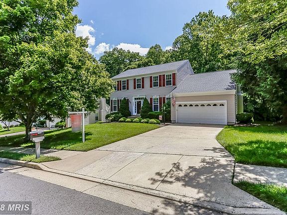 3rd image of 15531 Toddsbury Ln