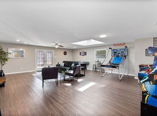 6911 W 87th St #Id1298092p, Oak Lawn, IL 60453