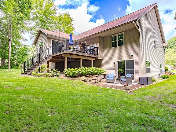 2nd image of 212 TUZIGOOT LANE