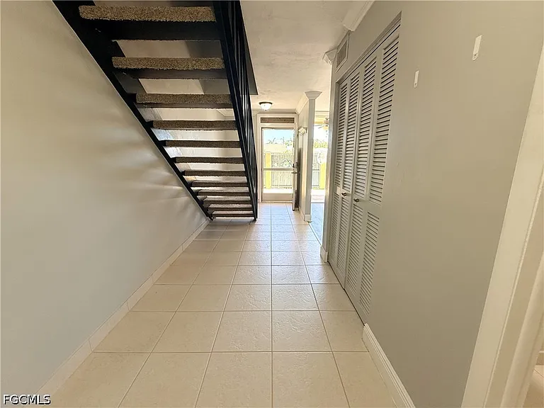 1608 SE 28th Ter #A28 — Photo 11