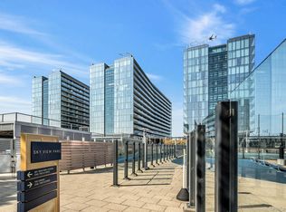 131-01 40th Road #17V, Flushing, NY 11354