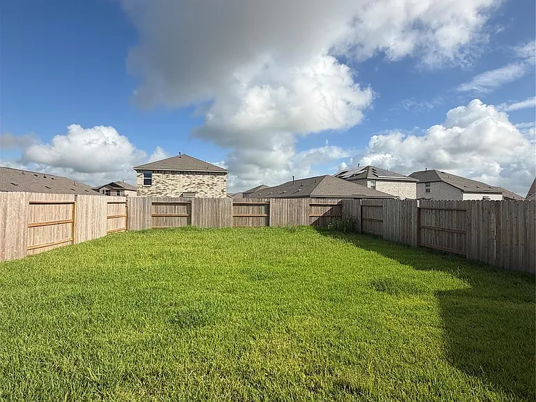 10418 Birds Nest Dr — Photo 19