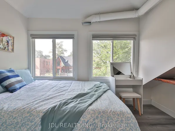 5 Sorauren Ave #7, Toronto, ON M6R 2C6