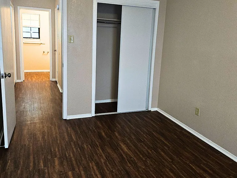 6321 Richland Plaza Dr #D — Photo 8