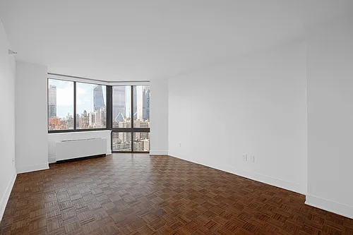 420 W 42nd St #31G Photo 1