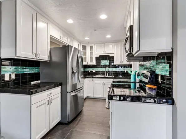 1370 Townview Avenue #106, Santa Rosa, CA 95405