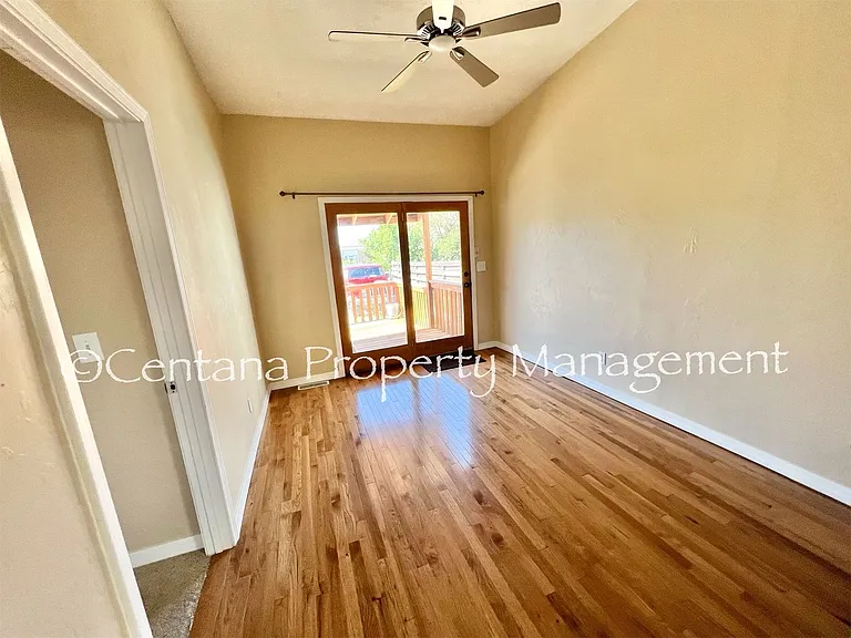 838 W Park St — Photo 26
