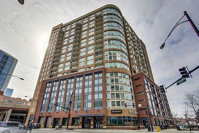 1st image of 600 N Kingsbury St APT 1407