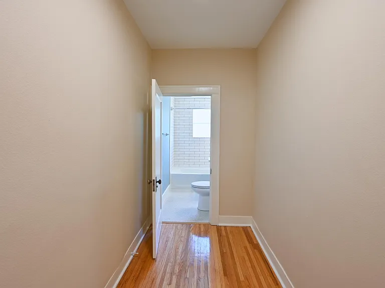 601 Ridgeway Dr #E-1 — Photo 3