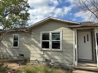 1204 S Burleson Ave, Mc Camey, TX 79752