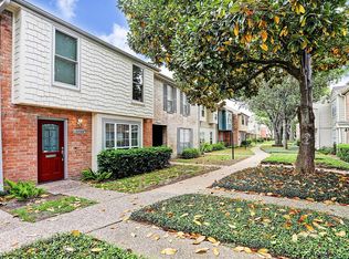 10348 Briar Forest Dr #30, Houston, TX 77042