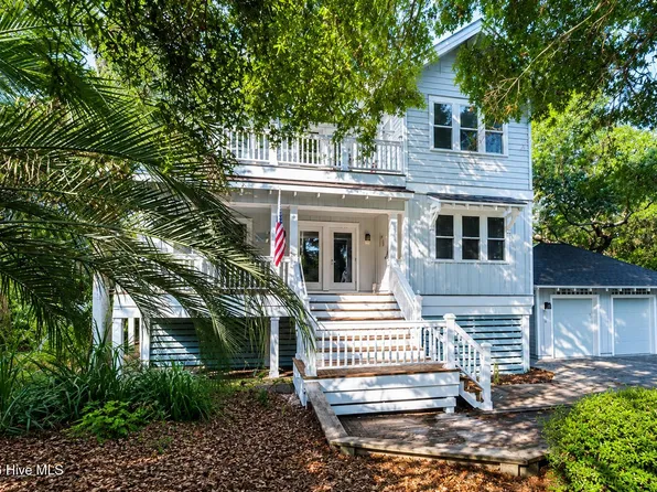 114 N Bald Head Wynd, Bald Head Island, NC 28461