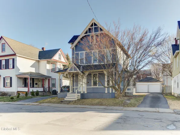 17 Trinity Place, Amsterdam, NY 12010