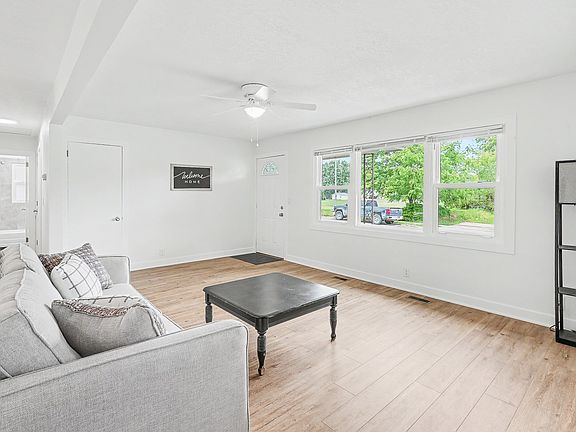 5th image of 415 Peace St
