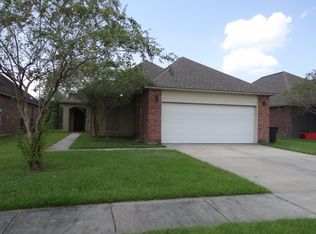 9042 Winding Lake Ave, Baton Rouge, LA 70810