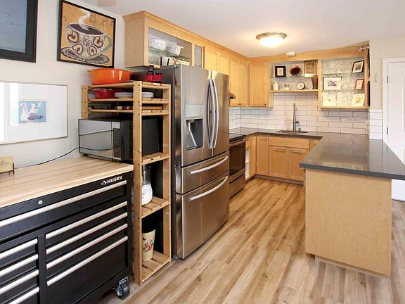 5th image of 755 14th Ave APT 714
