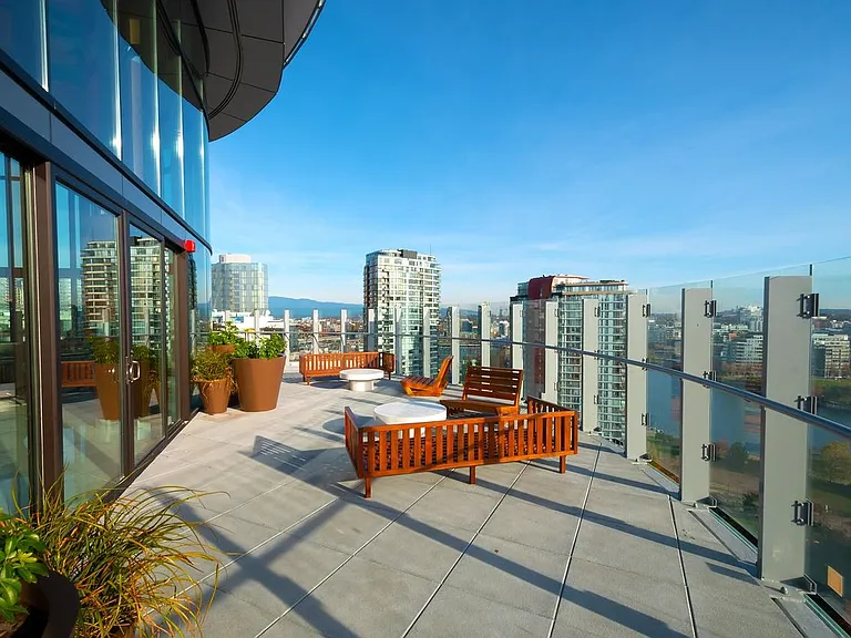89 Nelson St #2403 — Photo 36