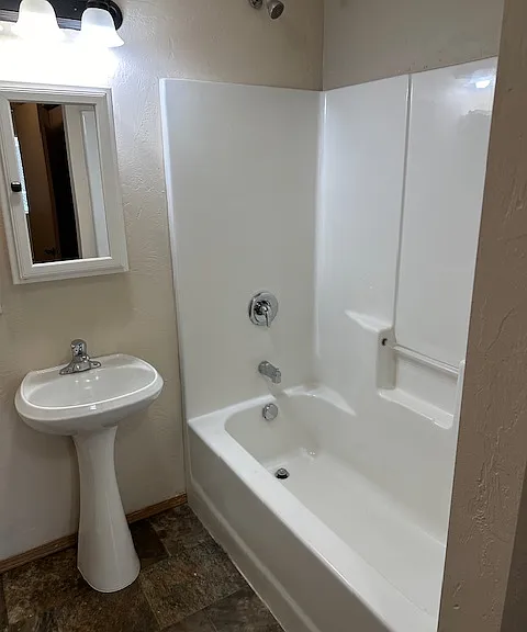 706 Darby St #D — Photo 8