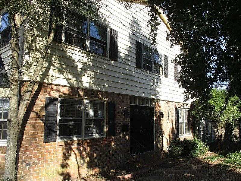 1st image of 216 Granby Park #B