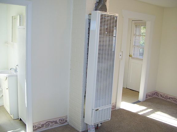 2nd image of 3723 Henrico St APT 3