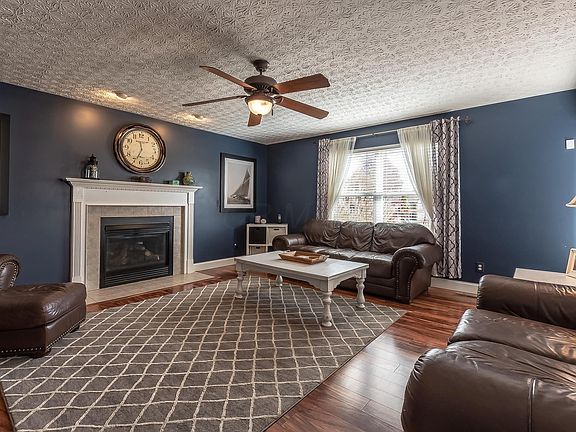 5th image of 6151 Grisham St