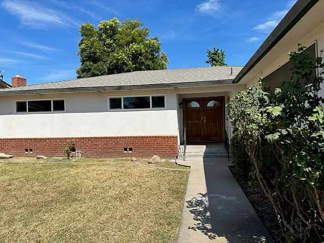 708 Ventura Ave photo 1