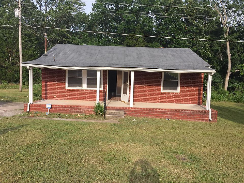 1st image of 110 Mill Ln