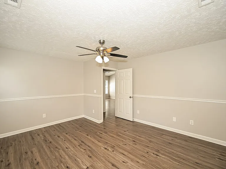 4002 Deer Run Trce — Photo 9