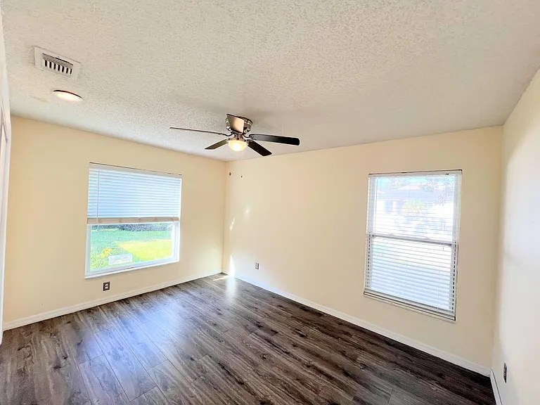 8718 Master Link Ct — Photo 25