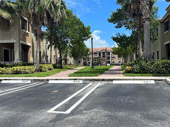 4th image of 22411 SW 88th Pl #326