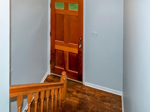 2nd image of 166 Knoll Dr