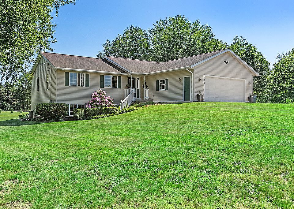 1st image of 12034 Blue Spruce Ln