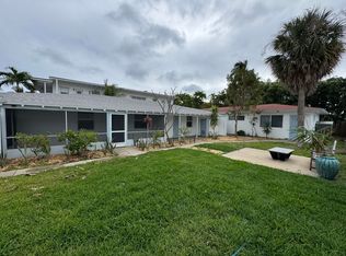 1235 Beach Rd APT 3, Palm Beach Shores, FL 33404