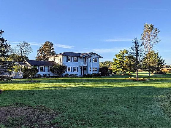 5th image of 7979 Dutch Ln NW