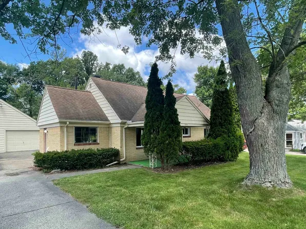 5426 Revere St, Grand Blanc, MI 48439