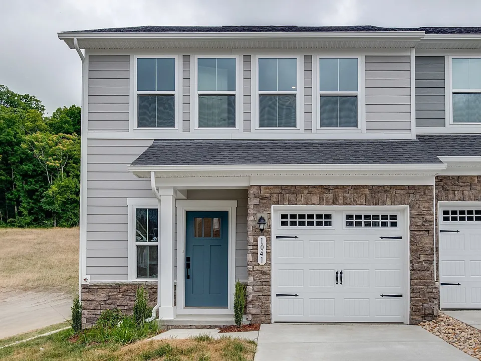 1041 Mountain View Dr