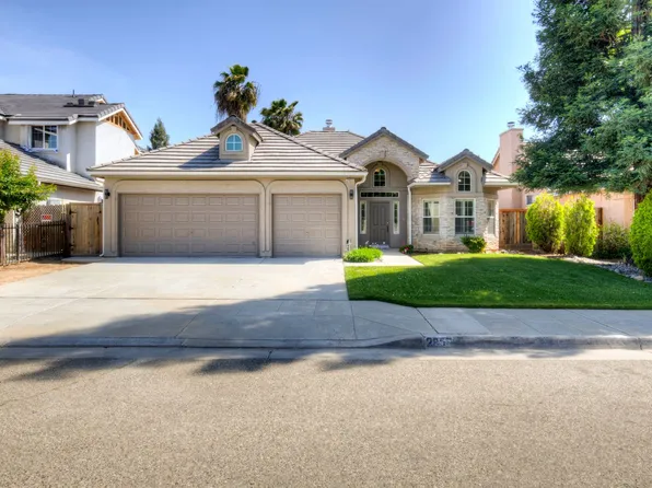 2807 E Brandywine Ln, Fresno, CA 93720