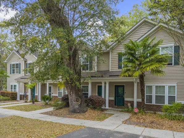 105 Chinquapin Dr, Summerville, SC 29485