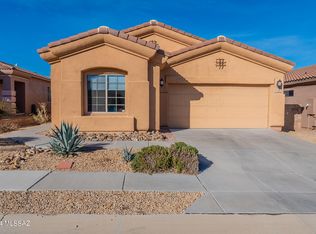 107 E Calle De La Semilla, Green Valley, AZ 85614