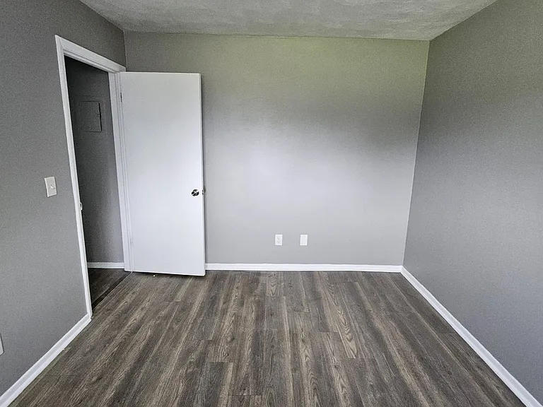 4638 Oberlin Ave — Photo 7