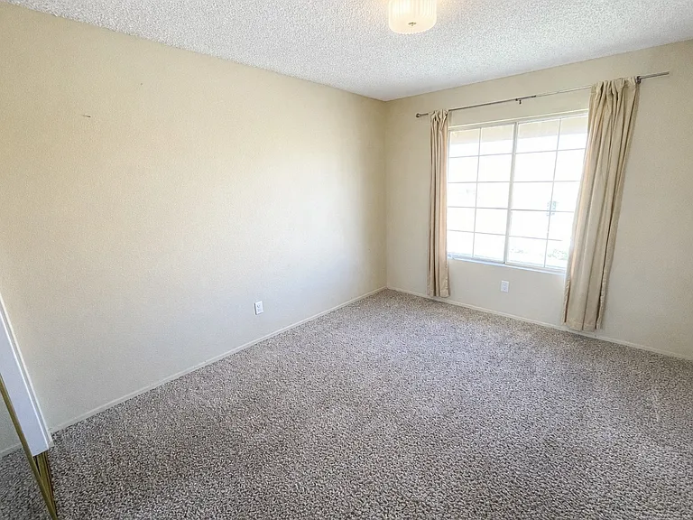 14527 Pony Trail Rd — Photo 14