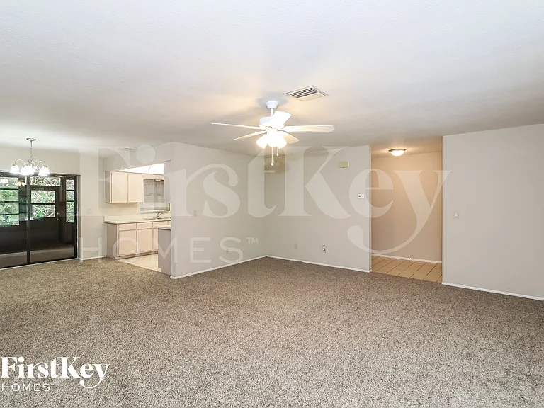 116 Palmetto Dr — Photo 3