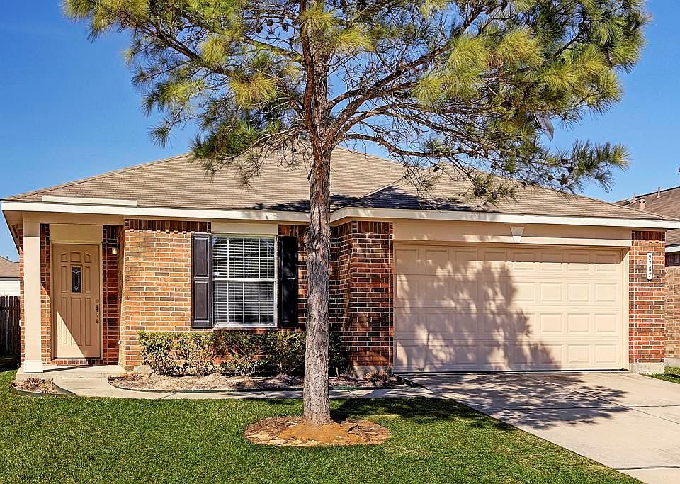 1st image of 2707 Marble Manor Ln