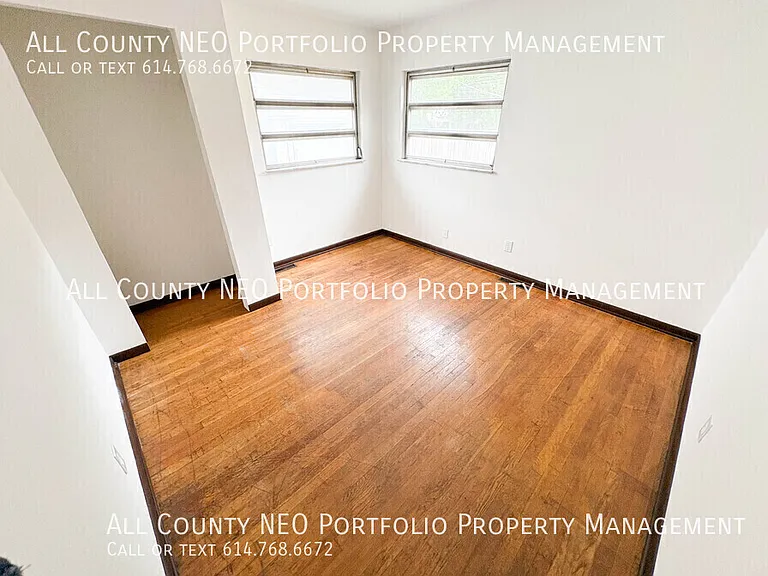 400 S Highland Ave — Photo 21