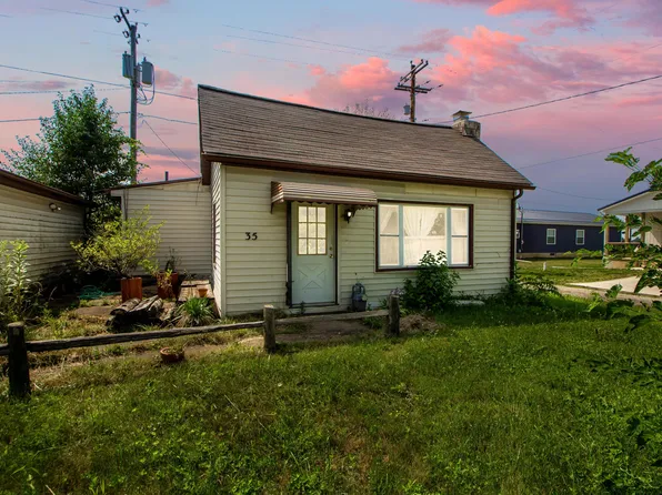 35 West St, Croton, OH 43013