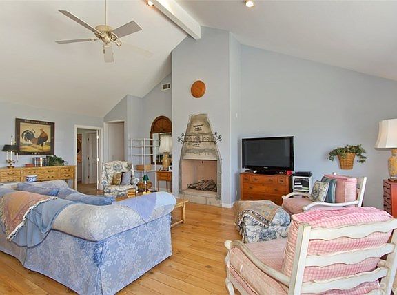 5th image of 37345 Avenida Bravura