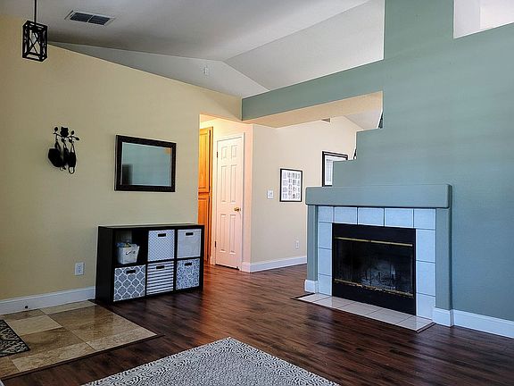 5th image of 5011 Mendocino Way