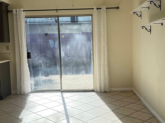 3rd image of 291 Grayson Way APT C
